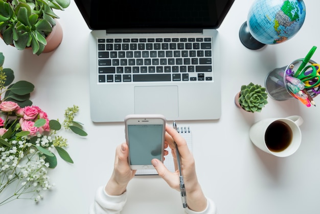 Jak efektywnie wykorzystać usługi internetowe do prowadzenia biznesu zdalnego